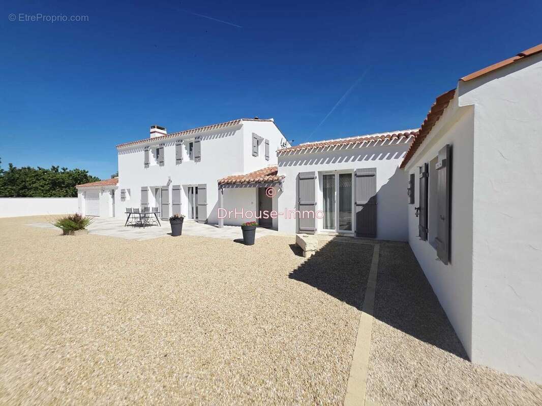 Maison à PUYRAVAULT