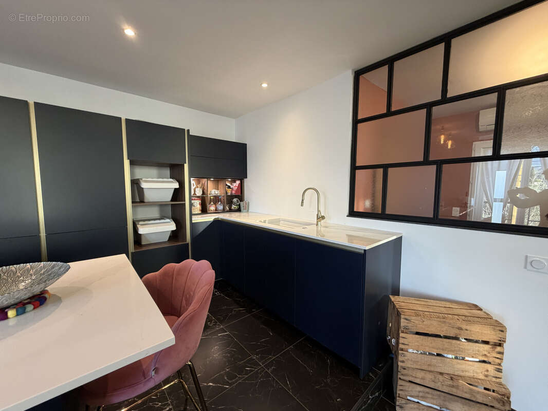 Appartement à PLAN-DE-CUQUES