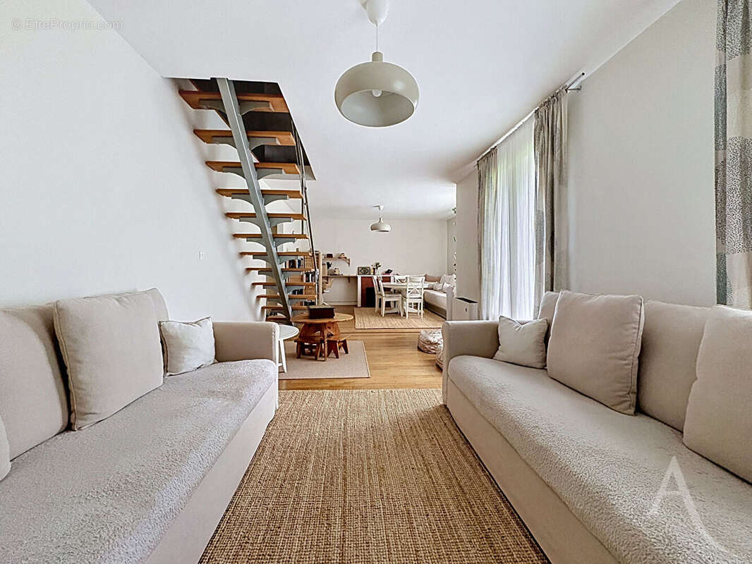 Appartement à MANTES-LA-JOLIE