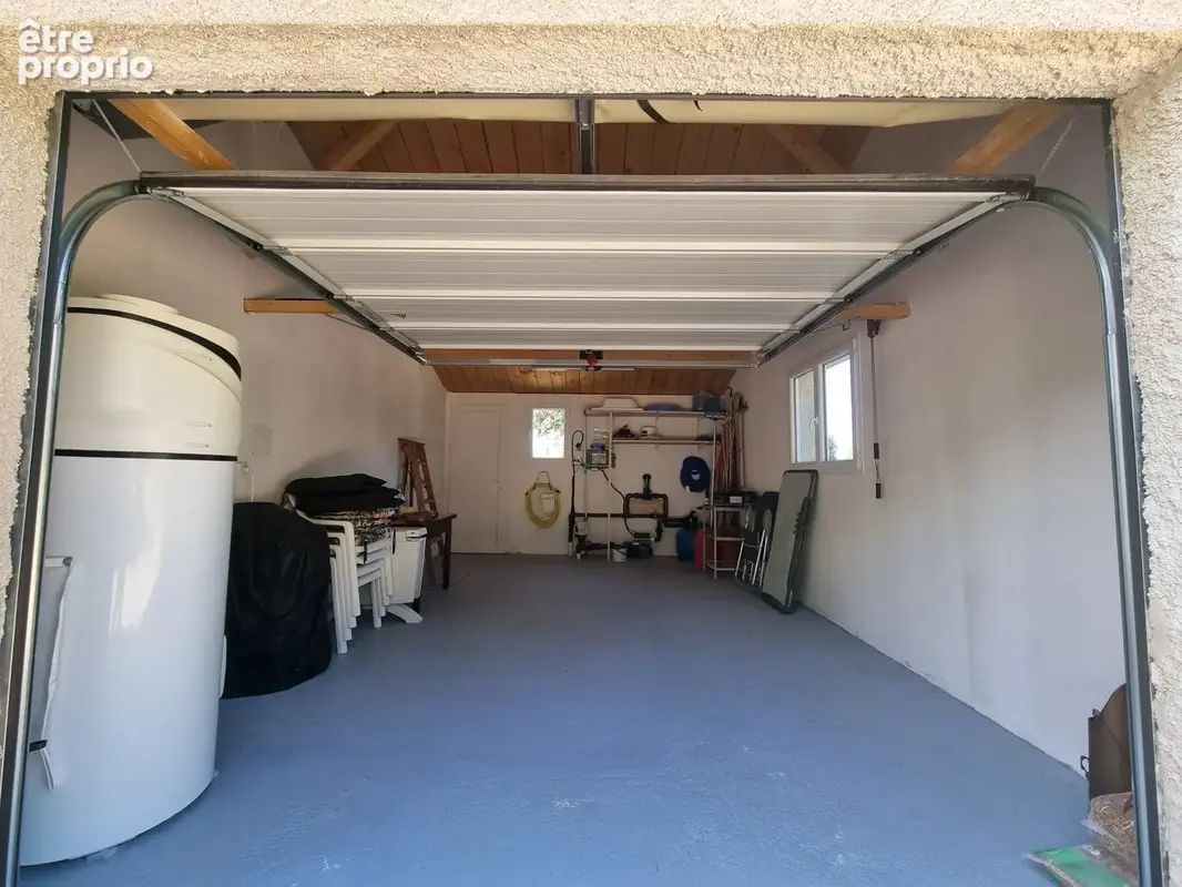 EXCLUSIVITE à BAUDINARD, Villa récente avec garage et piscine - photo 10