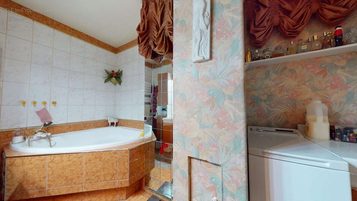 Appartement à BONDY