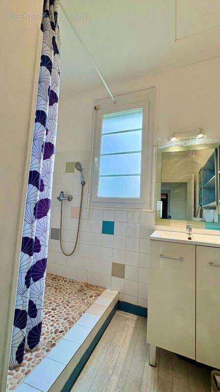 Maison à SAINT-ASTIER