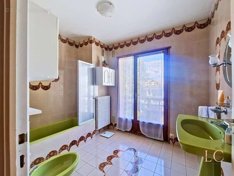 Appartement à AIX-LES-BAINS
