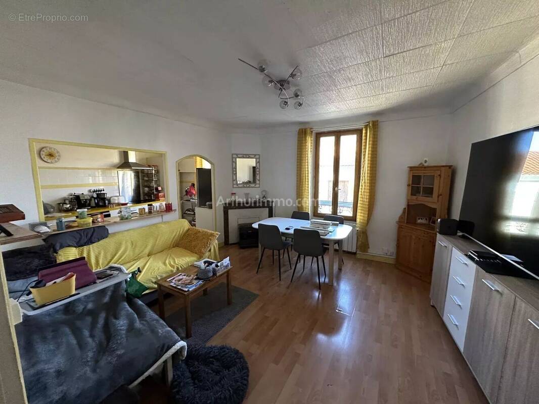 Appartement à SAINT-ANDRE-LES-ALPES