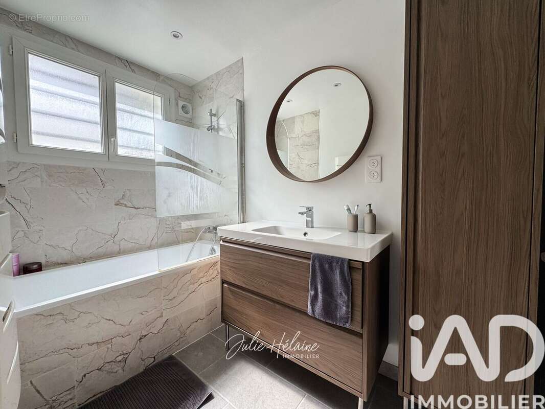 Photo 8 - Maison à BEYNES