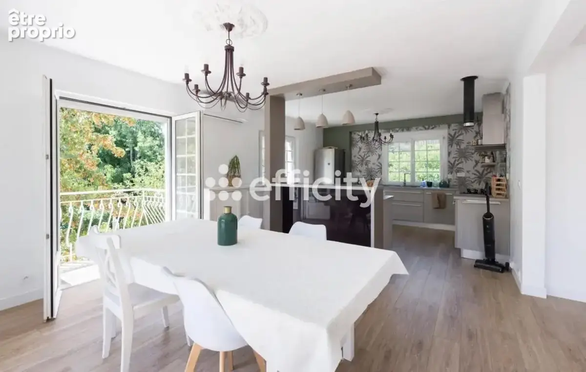 Maison 180 m² à Geneston  - photo 1