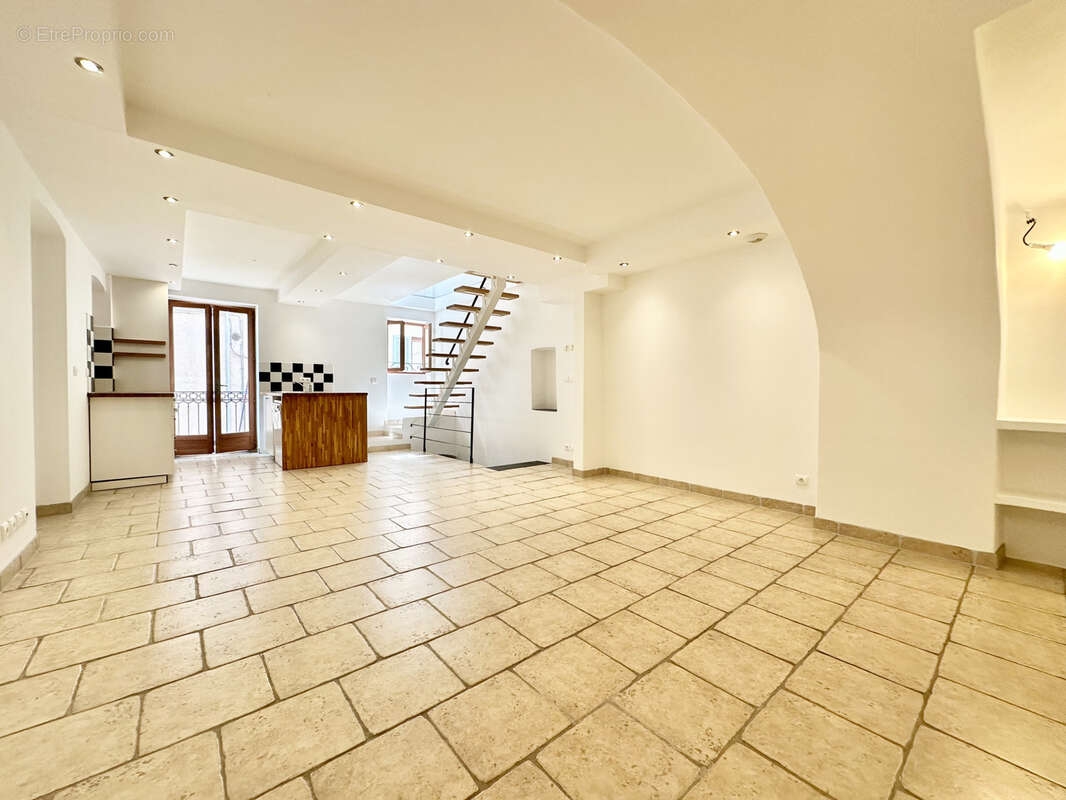 Maison à ROQUEBRUNE-CAP-MARTIN