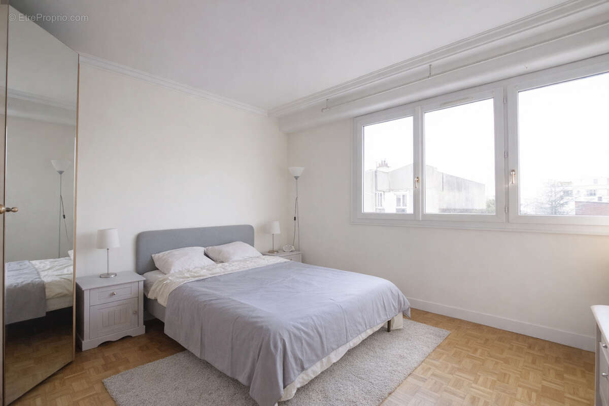 Appartement à MONTROUGE