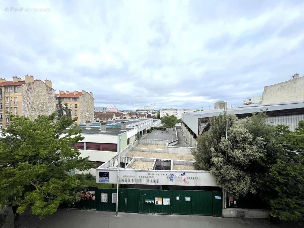 Appartement à COLOMBES