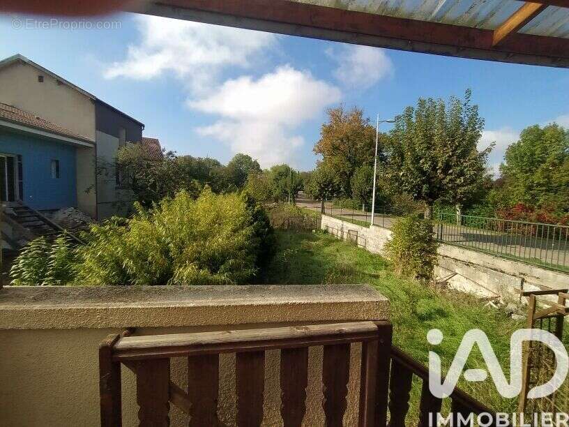 Maison 130 m² à Mandres-La-Cote  - photo 5
