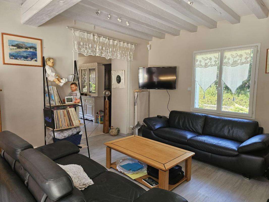 Maison 200 m² à Saint-Germain-De-Pasquier  - photo 6