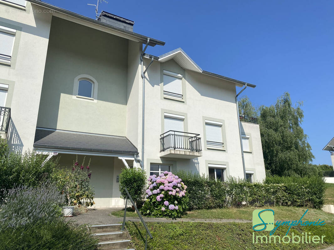 Appartement à JACOB-BELLECOMBETTE