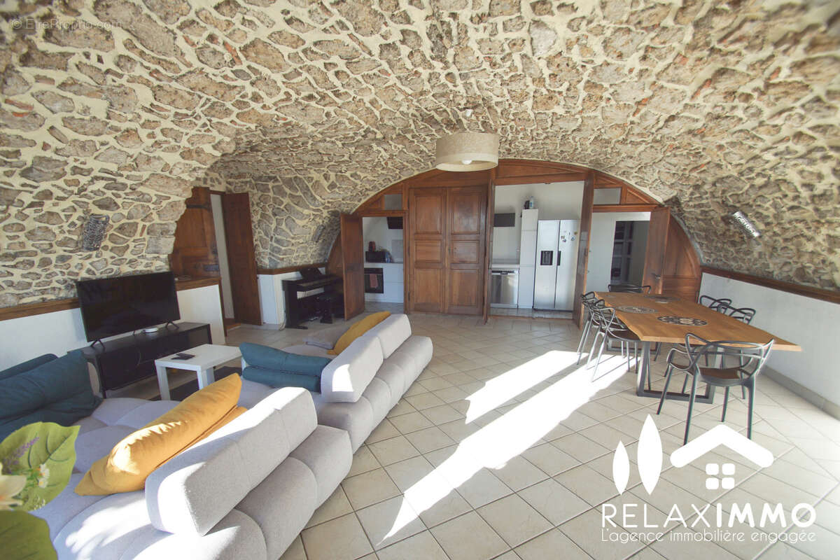 Appartement à CLAIX