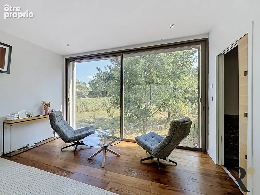 AIGREFEUILLE Élégante contemporaine de 180 m² avec piscine - photo 18
