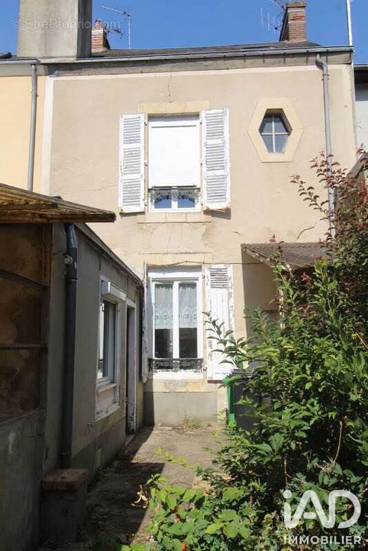Maison 104 m² à Le Mans  - photo 4