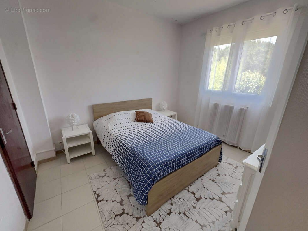 Ensemble immobilier avec maison et local d'activité   Axe stratégique Castres / Toulouse - photo 9