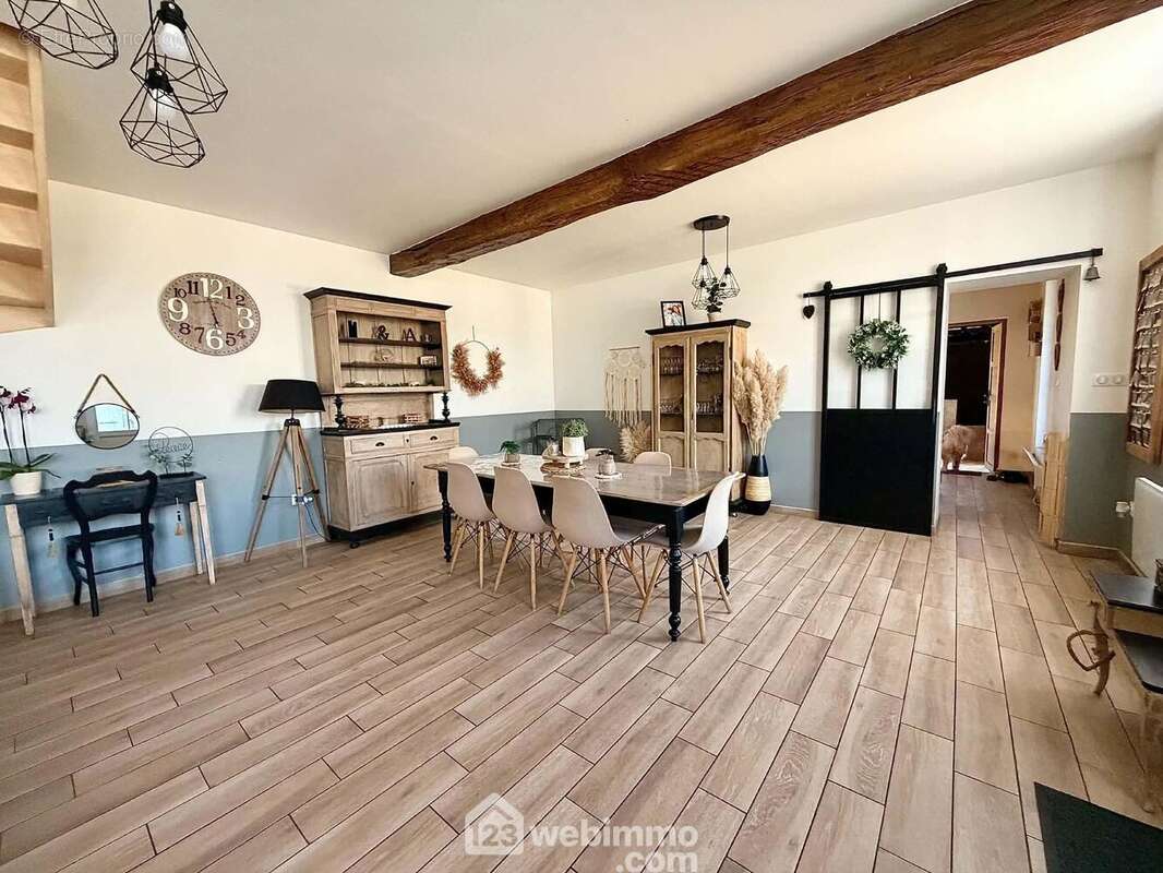 Maison 136 m² à Cessieres  - photo 4