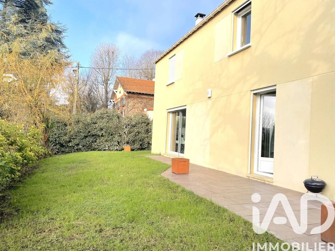 Photo 1 - Maison à SOISY-SUR-SEINE