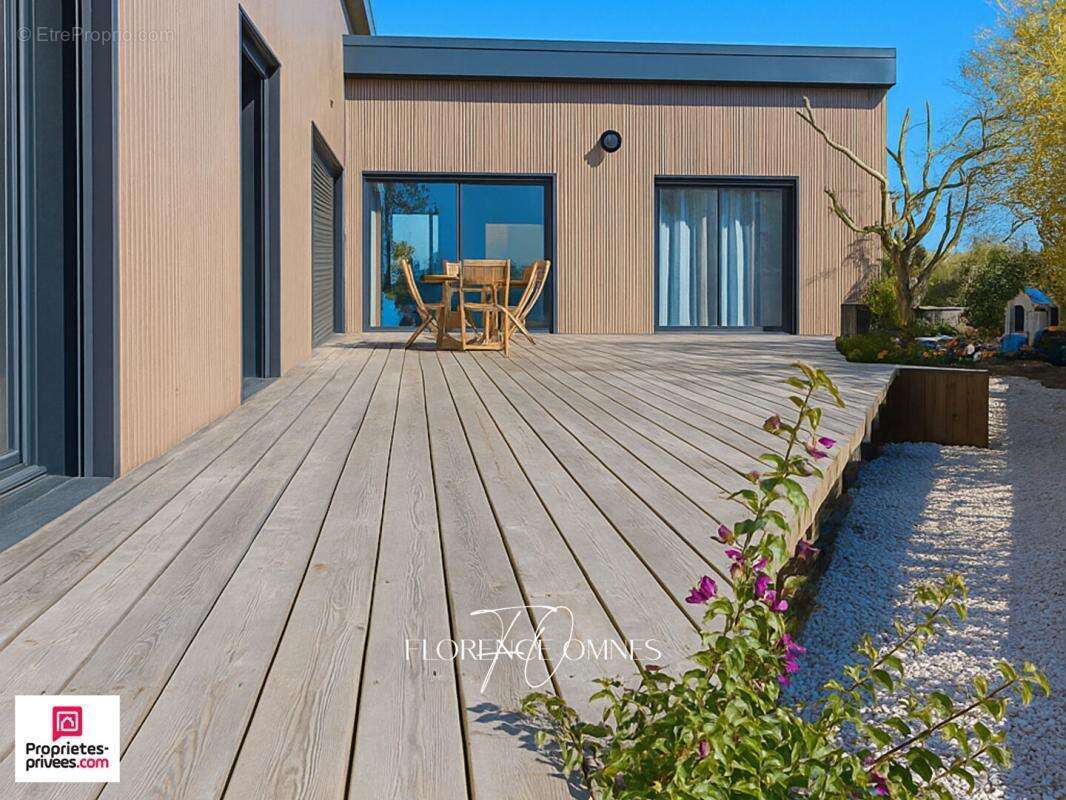 Exceptionnel à RUSTIQUES - Maison  Plain Pied contemporaine ossature bois -  143 m2 - 4 chambres - photo 2