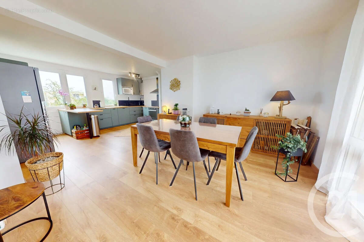 Appartement à SAINT-QUENTIN