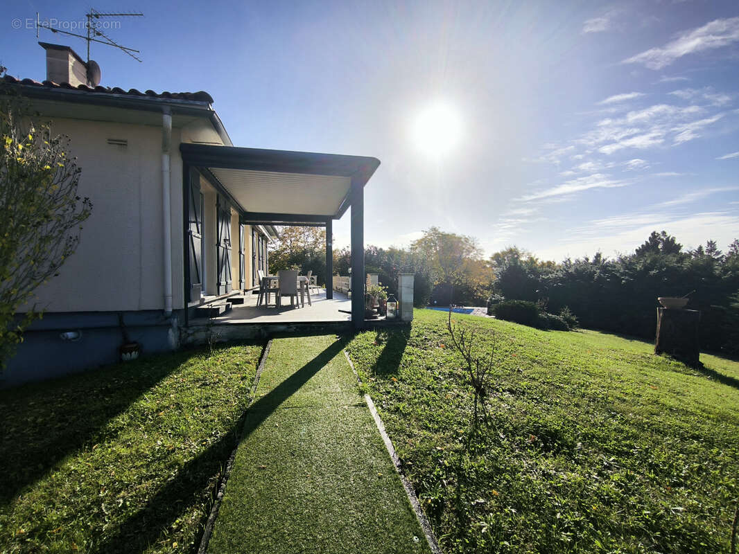 Maison à CASTELNAU-D&#039;ESTRETEFONDS