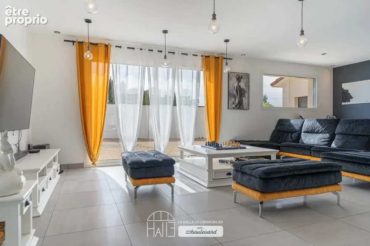 Maison 250 m² à Le Vigen  - photo 2