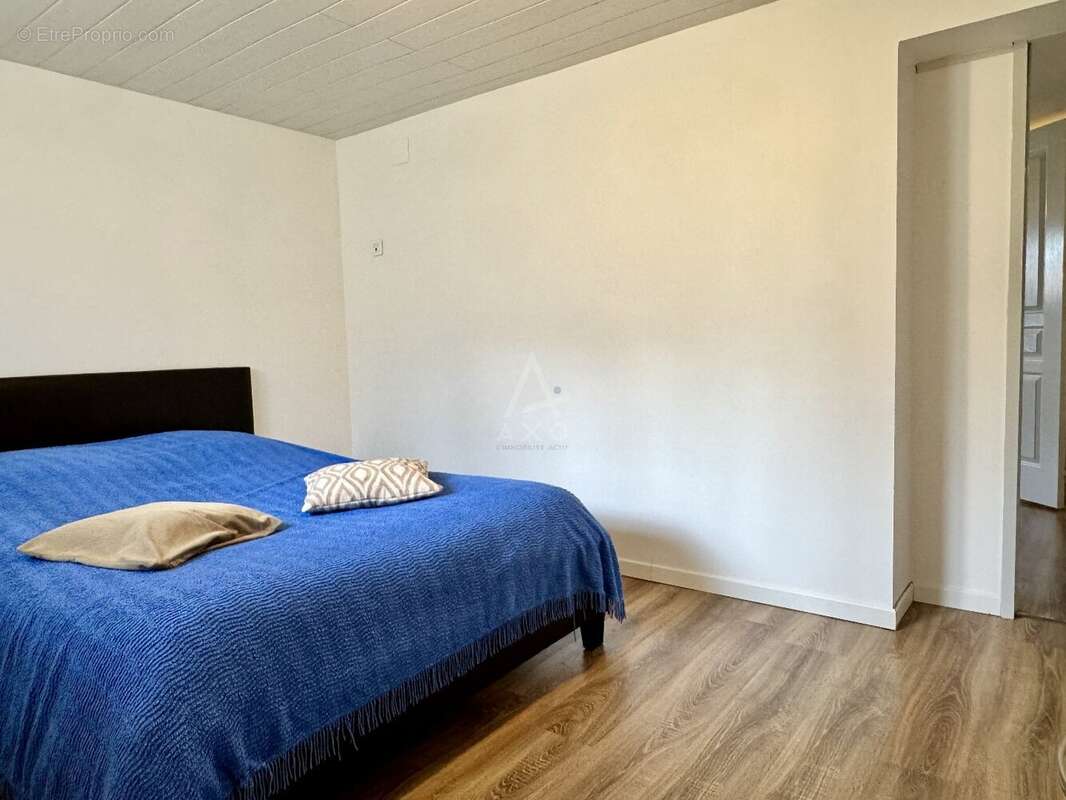 Maison à L&#039;ISLE-D&#039;ESPAGNAC