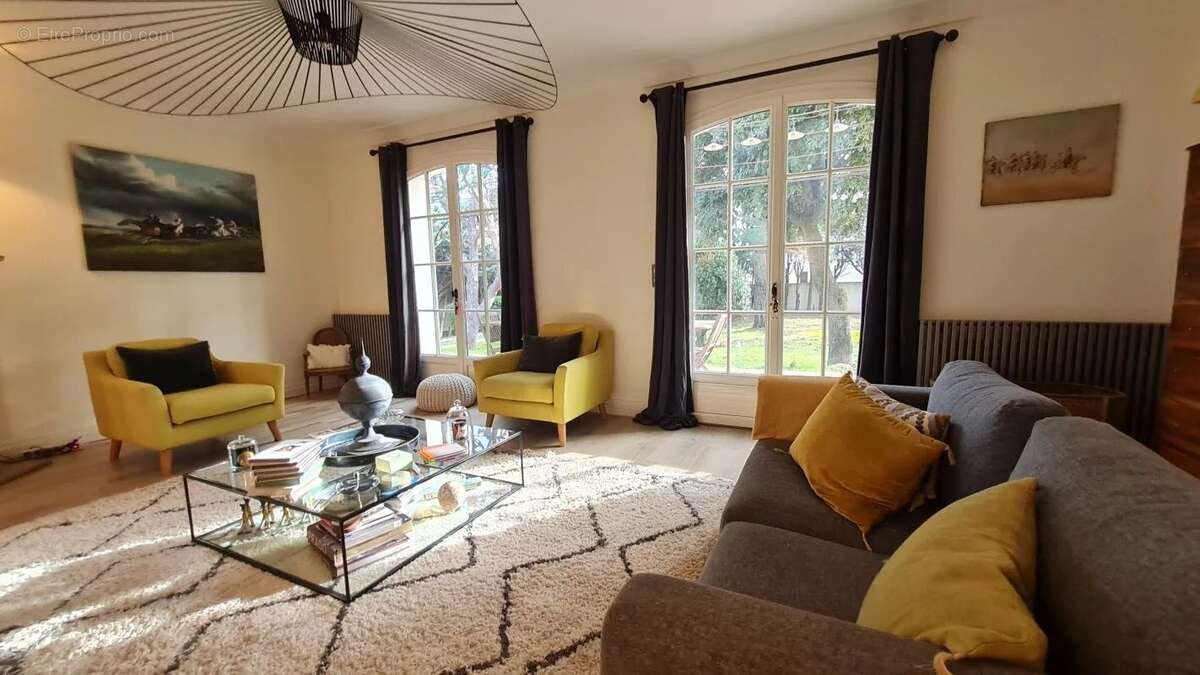 Maison à ROCHEFORT-DU-GARD