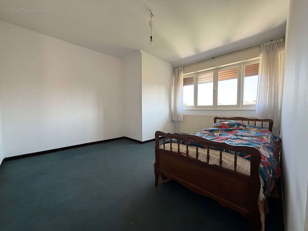 Maison à BRUAY-LA-BUISSIERE