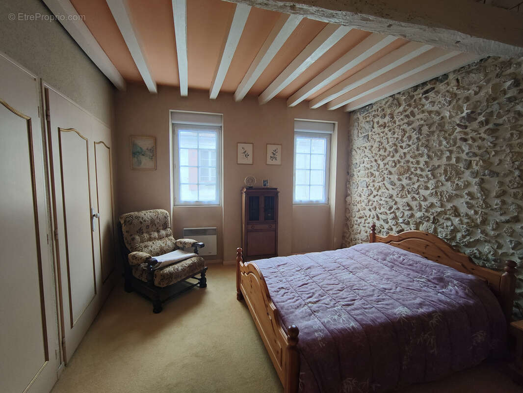 Charmante maison  avec cour en viager occupé - photo 5
