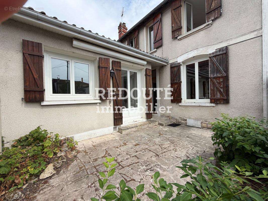 A vendre secteur av de laon maison f4 avec cour au calme - photo 5
