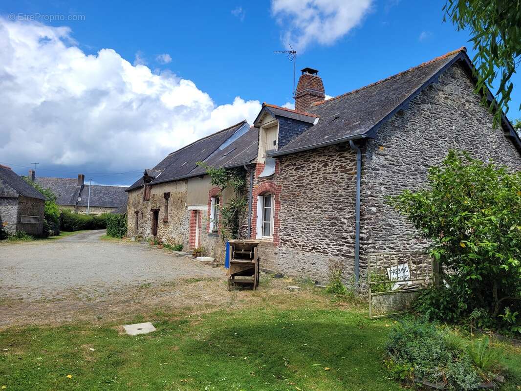 Maison à JANZE