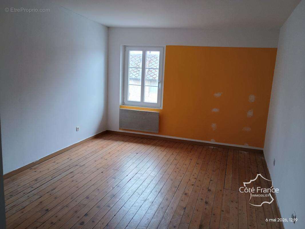 Maison à BRUNEHAMEL