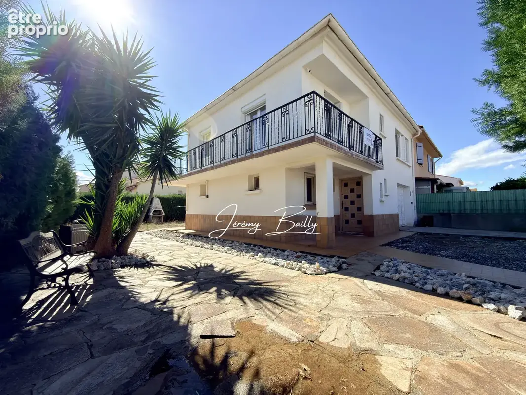 Maison 4 pièces 130 m² à vendre à Saint-Esteve (66240) - photo 1
