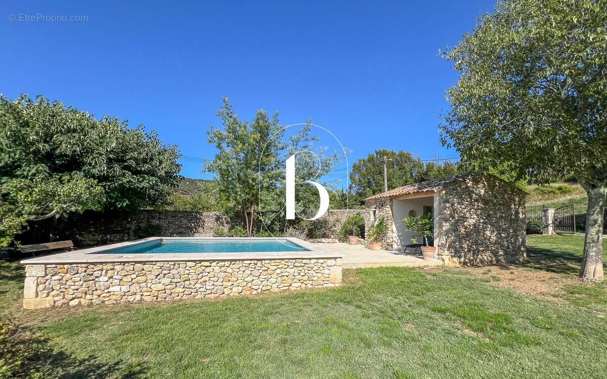 Maison à UZES