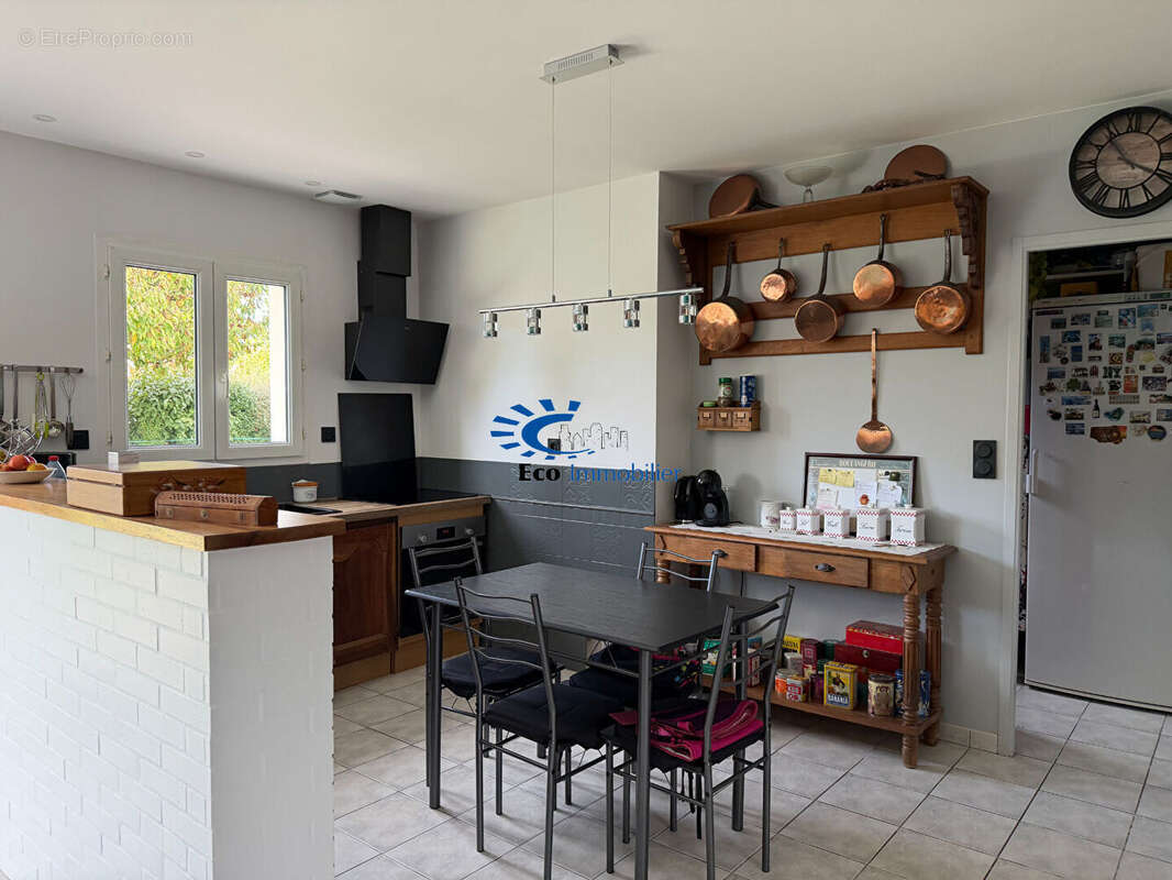 Maison à DOMPIERRE-SUR-MER