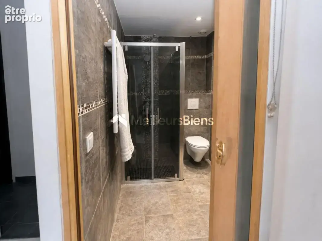 T4/T5 d’exception en rez-de-jardin avec vue dégagée de 108 m² à Marseille 13008 - photo 20
