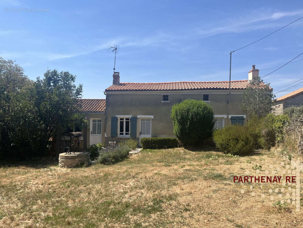 Maison 86 m² à Thenezay  - photo 3