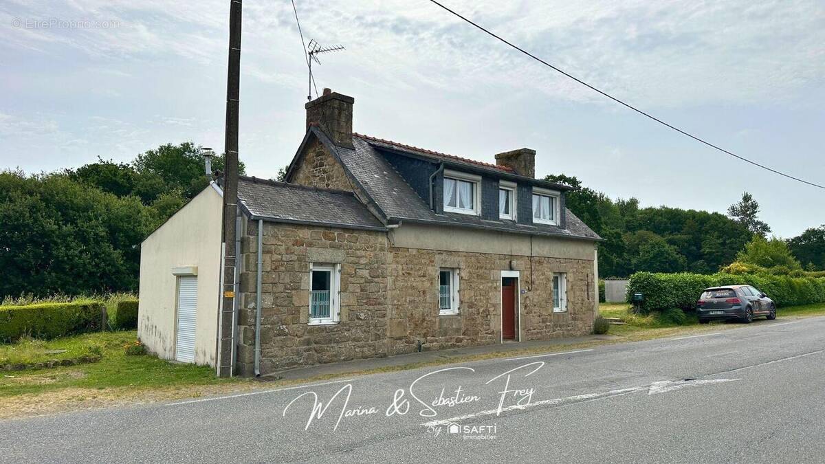 Photo 1 - Maison à PLOUBEZRE