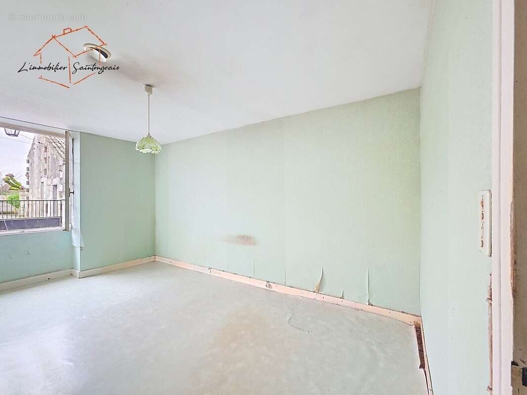 Maison 85 m² à Sainte-Ramee  - photo 84