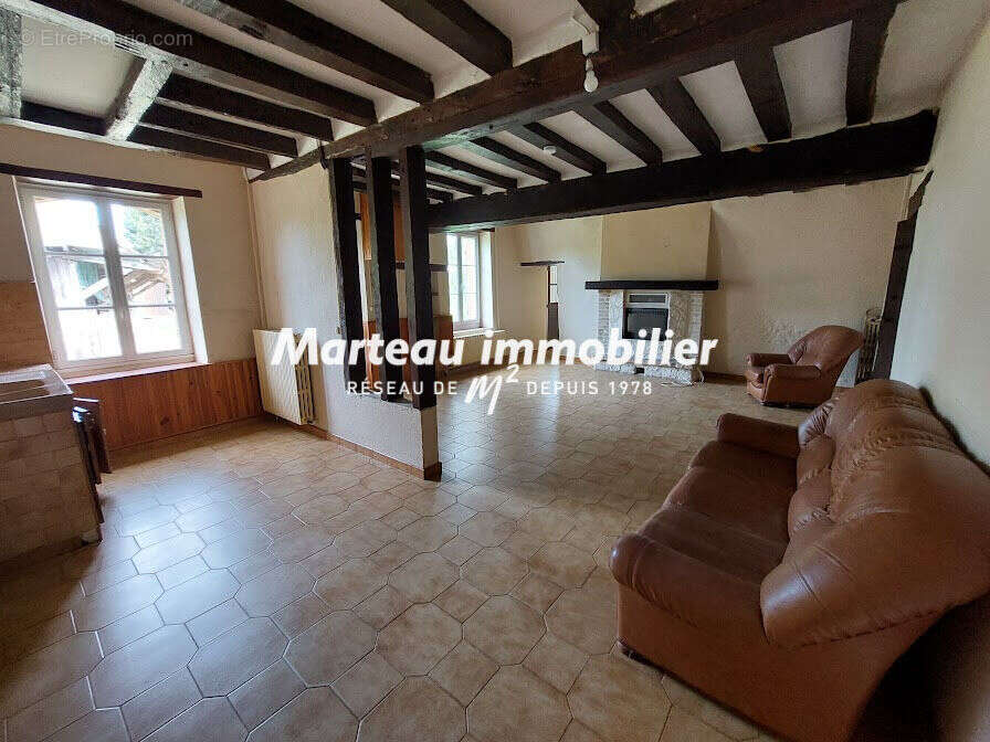 Maison à SCEAUX-SUR-HUISNE