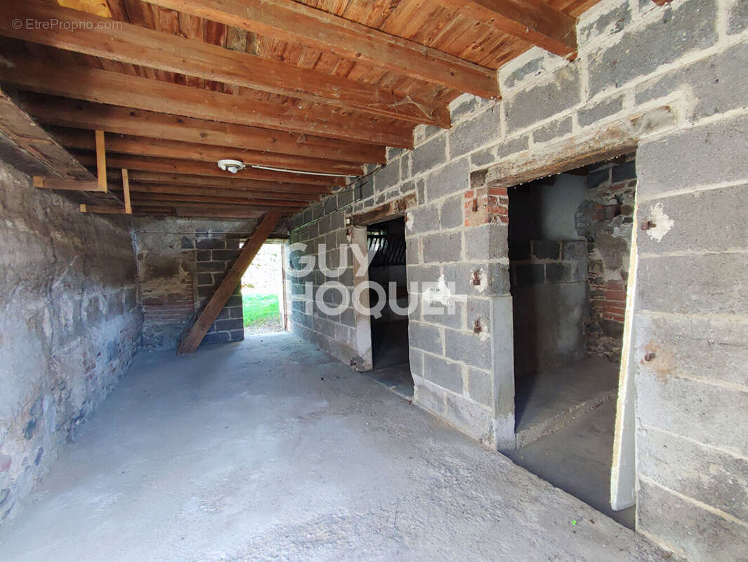 Maison à MORNAND-EN-FOREZ