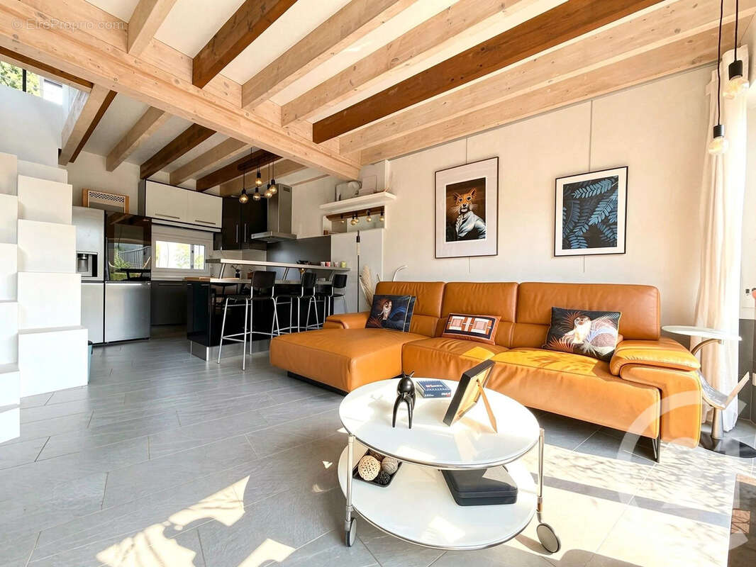 Maison 76 m² à Begles  - photo 6