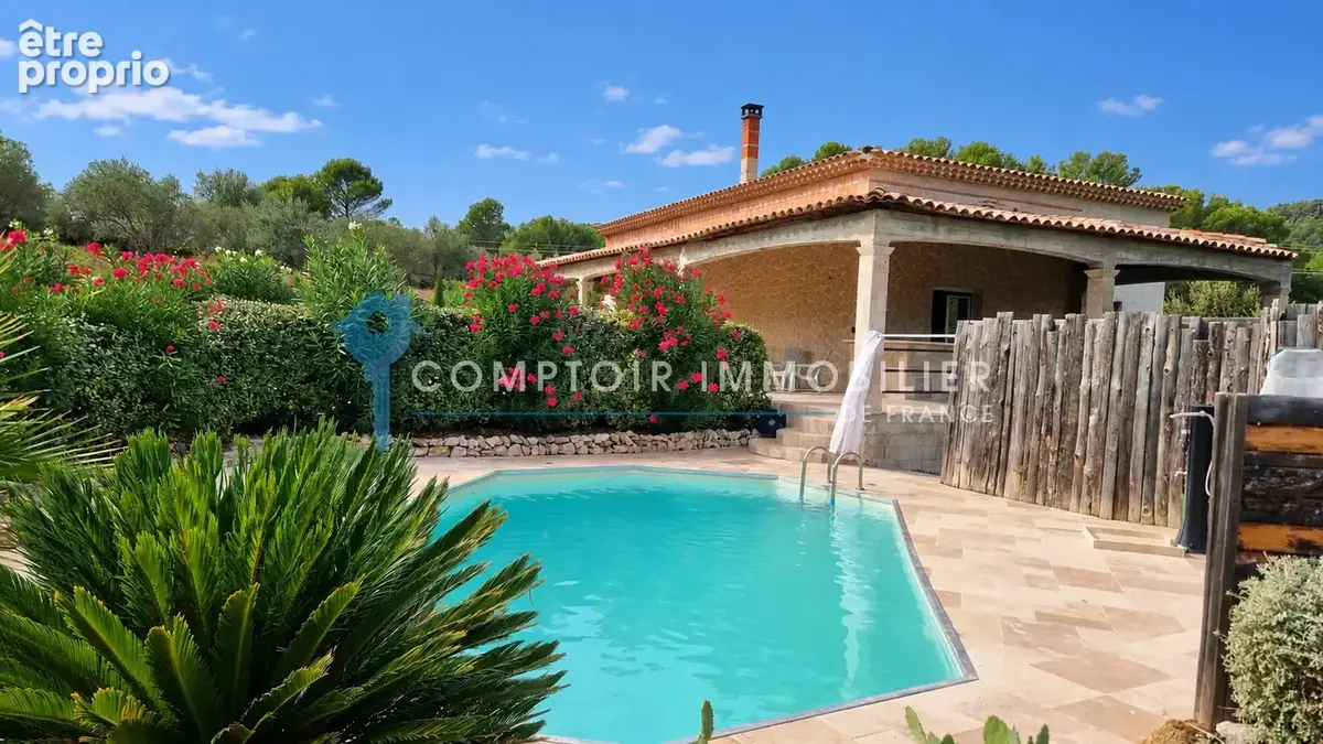 VAR (83) - À VENDRE - SALERNES - Villa atypique avec 5 chambres dans un superbe environnement - photo 2
