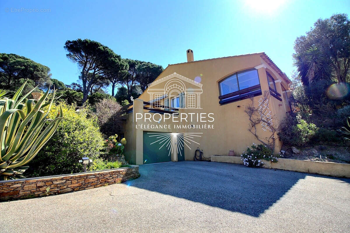 Maison à LE LAVANDOU