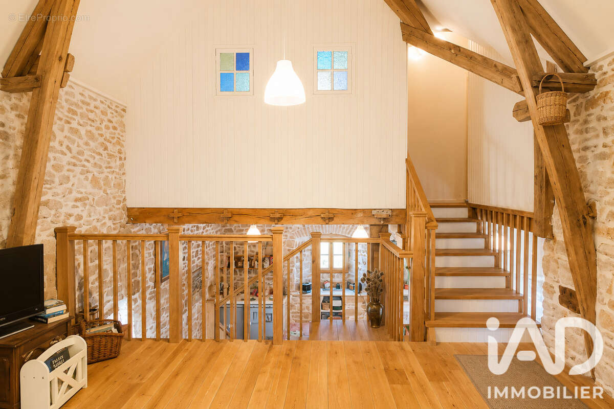 Maison 158 m² à Carennac  - photo 7