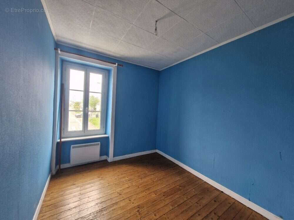 Maison à HENANBIHEN