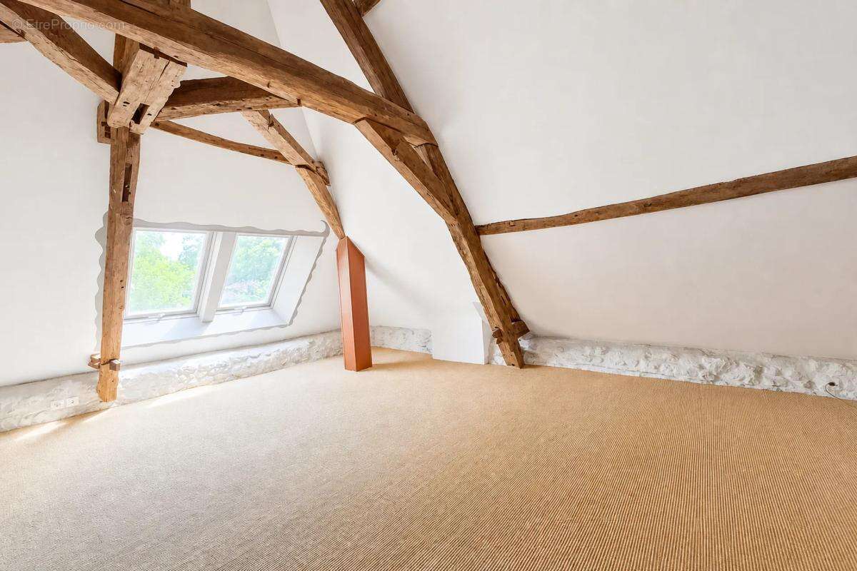 Maison de 7 pièces de 209 m² à Nogent-le-Rotrou - photo 14