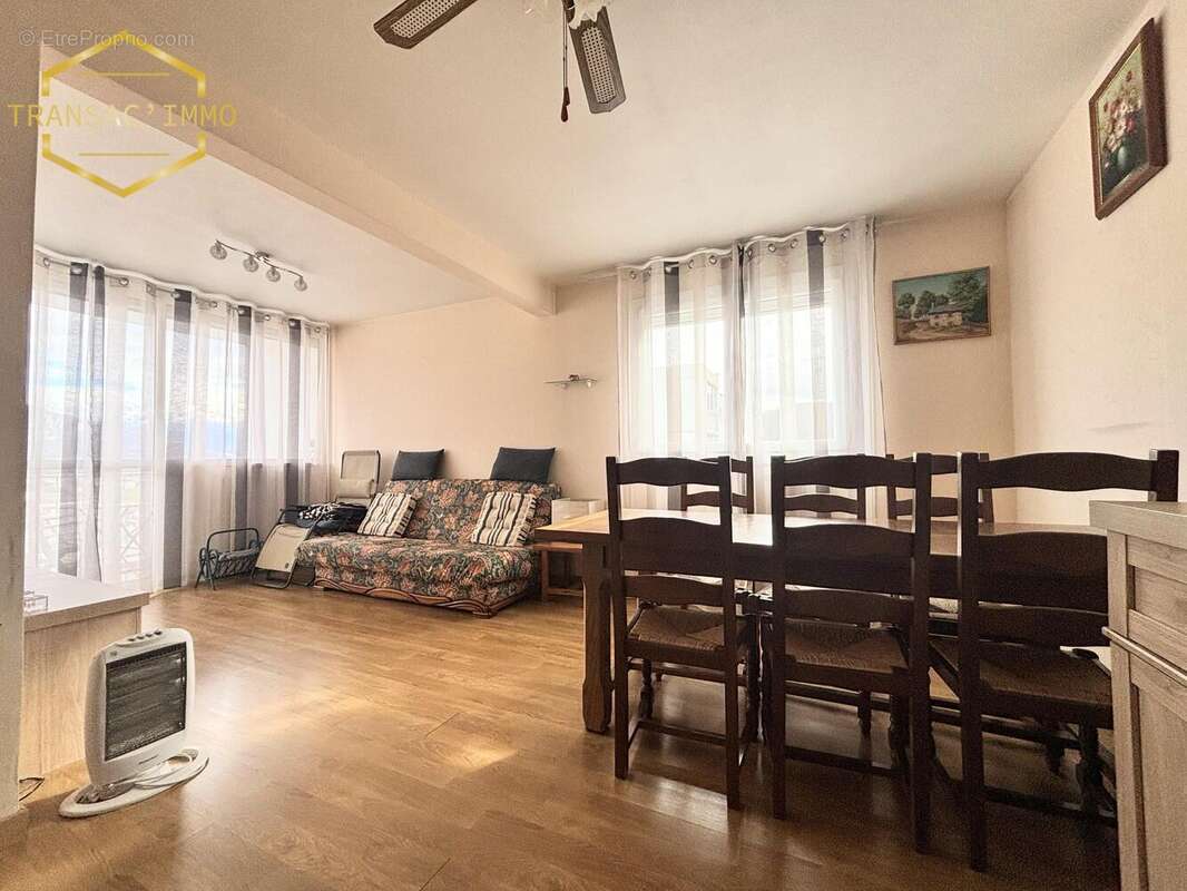 Appartement 73 m² à Sassenage  - photo 2