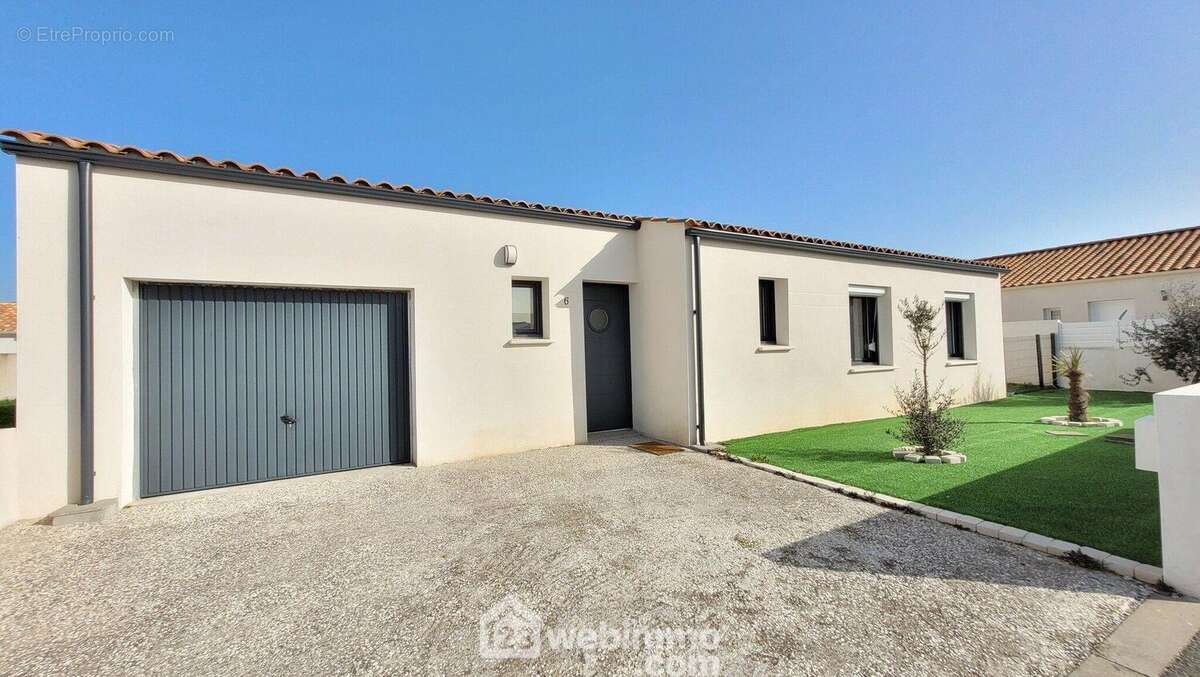 Maison récente, 115m² - Maison à ANGLES